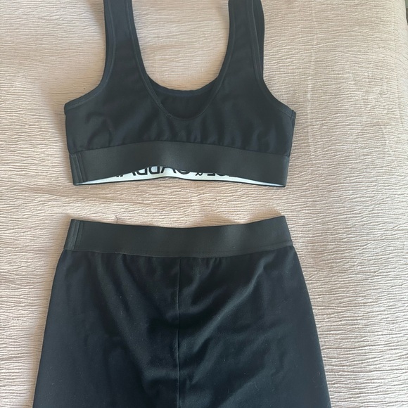 Dolce & Gabbana two piece set - Picture 6 of 9